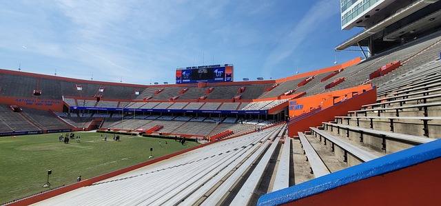 灰熊突然换帅！莫兰特爆粗震惊全队，球队关键战前风波不断.